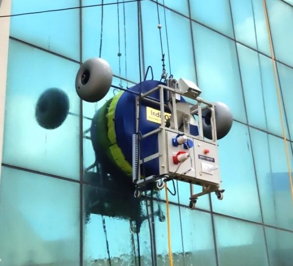 IndiBOT Robot Facade Cleaner-IndiBOT SkyWASH ALPHA PRO